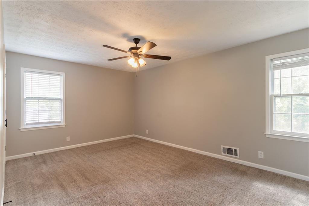 2814 Brackenwood Drive, Snellville, Georgia image 26