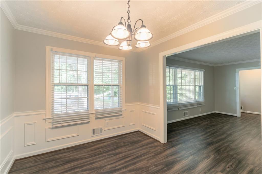 2814 Brackenwood Drive, Snellville, Georgia image 13
