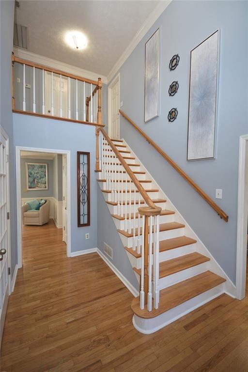 2815 Cambridge Hills Road
