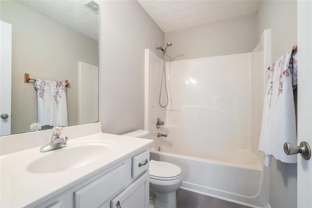 2709 Heathrow Drive, Lawrenceville, Georgia image 24