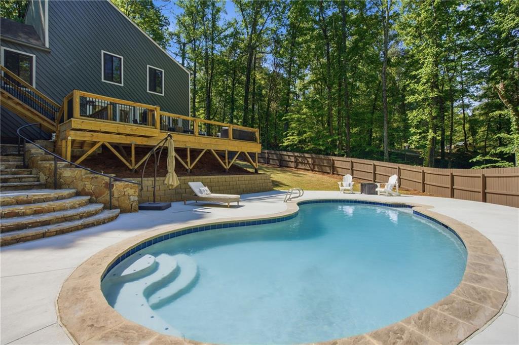 1075 Pine Grove Pointe Drive