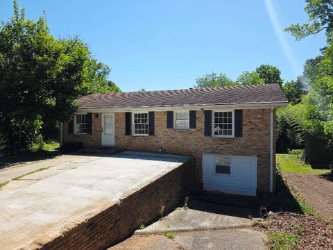 Homes For Sale - 3119 Nursery Road<br/> Smyrna, GA 30082