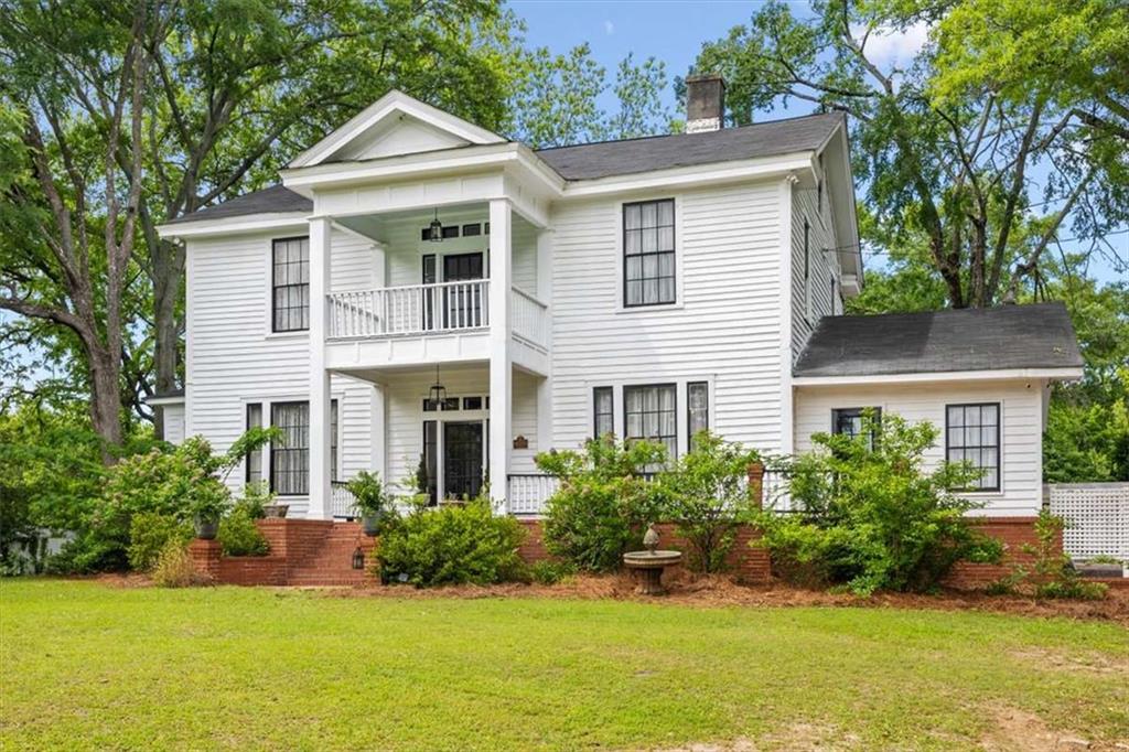 102 W Mimosa Drive