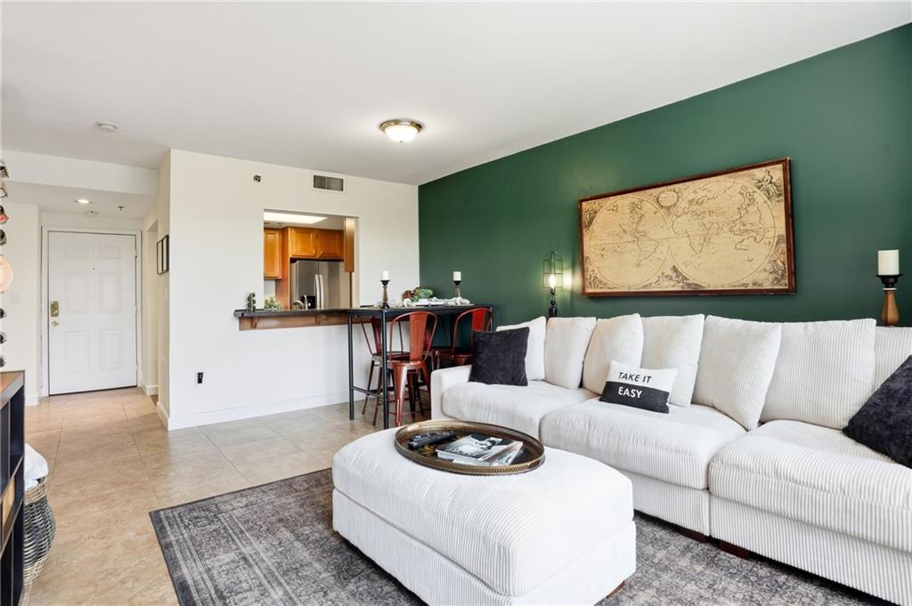1280 W Peachtree Street NW 811