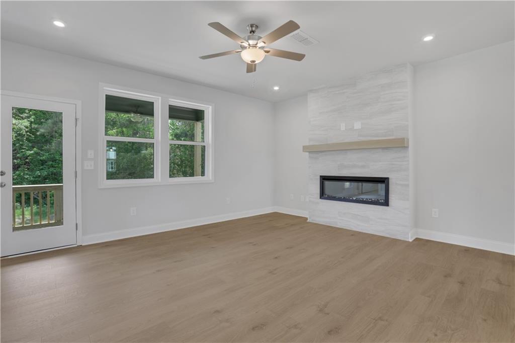 386 Sunset Hollow Street