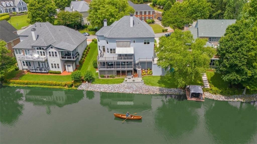 5343 Lake View Club
