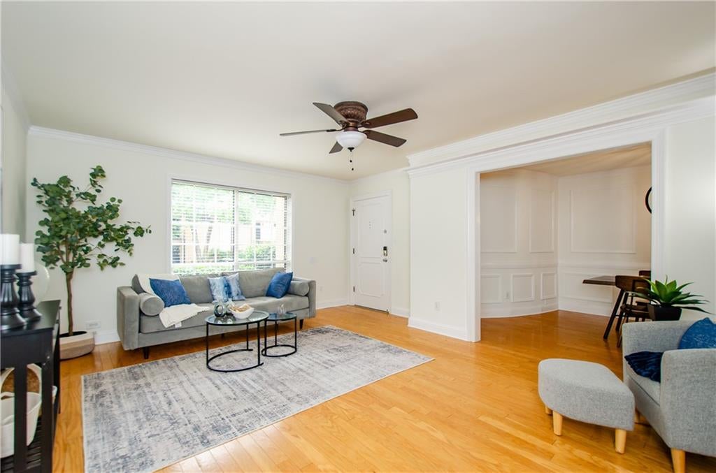 5400 Roswell Road D4