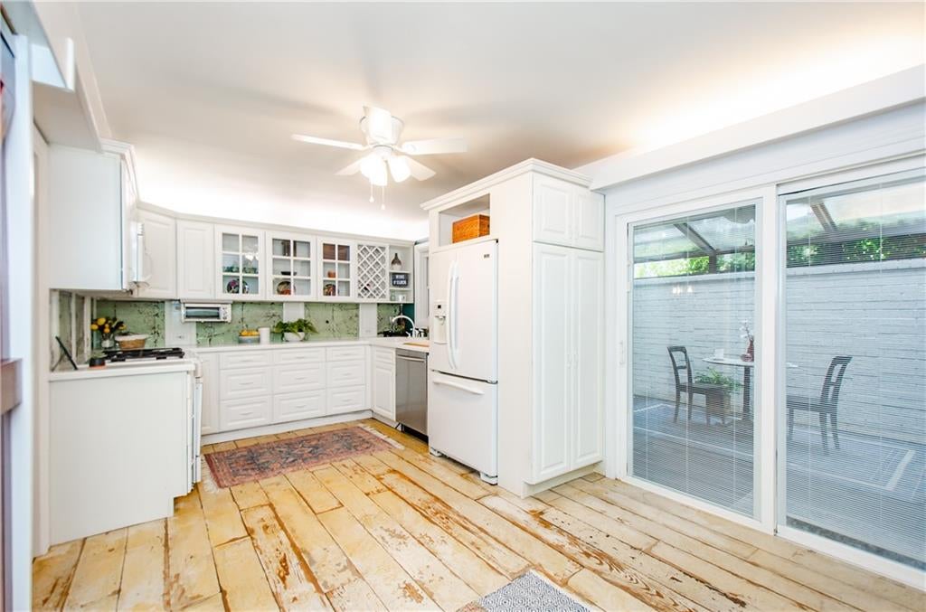 5400 Roswell Road D4