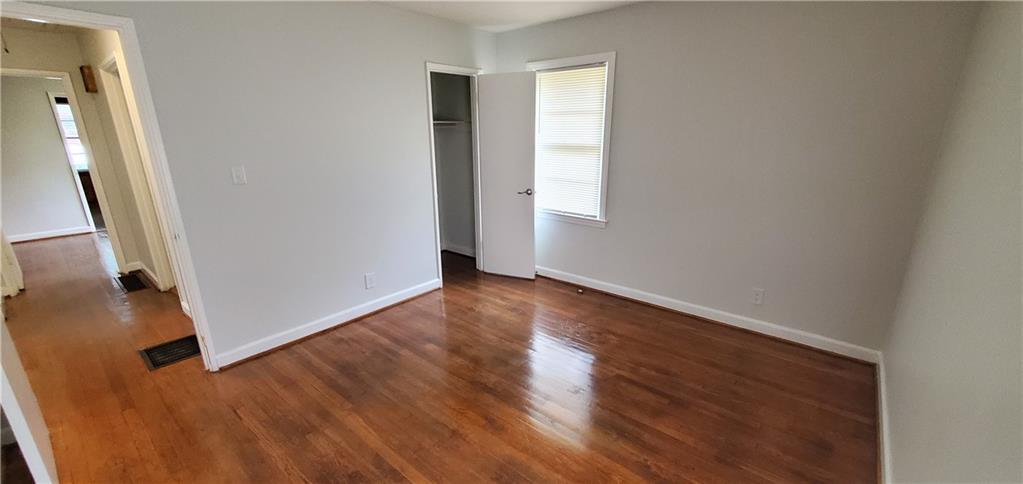 2704 Gresham Road SE