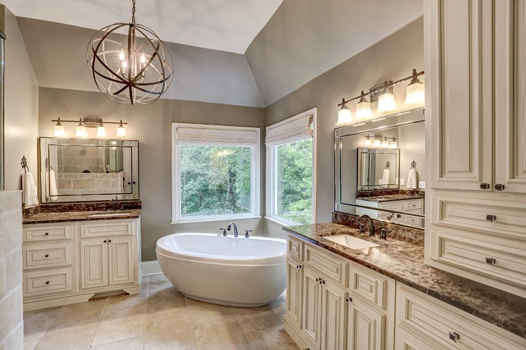 3510 Woodbury Creek Drive, Cumming, Georgia image 6