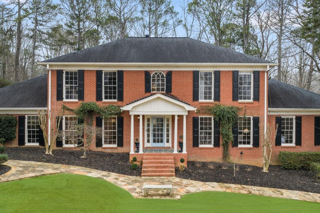 8915 Huntcliff Lake Court