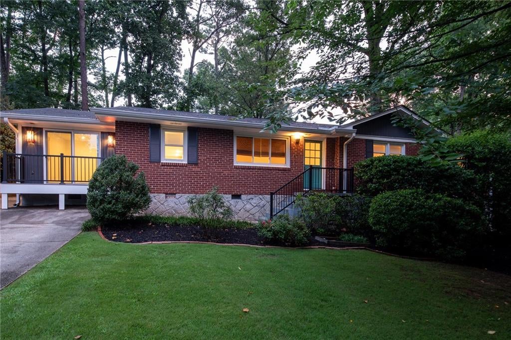 1170 N Druid Woods Court