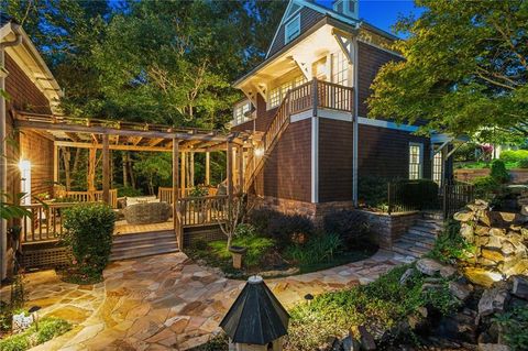 A home in Dawsonville