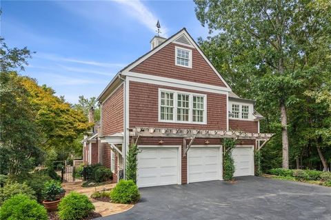 A home in Dawsonville