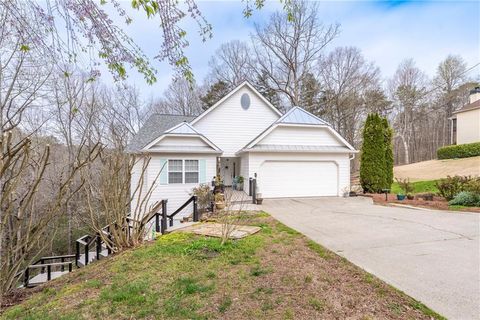 Homes For Sale - 201 N Woods Way<br/> Jasper, GA 30143