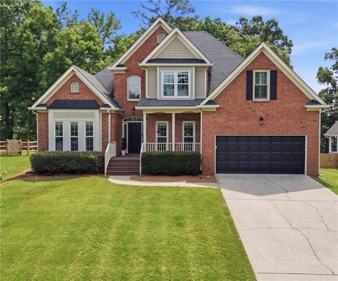Homes For Sale - 4605 Dartmoor Lane<br/> Suwanee, GA 30024