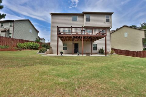 A home in Dacula