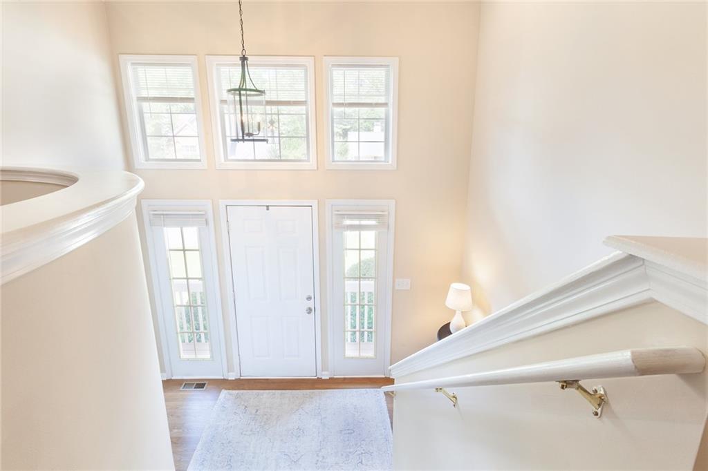 2577 Abbotts Glen Drive, Acworth, Georgia image 8