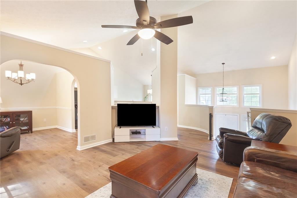 2577 Abbotts Glen Drive, Acworth, Georgia image 19