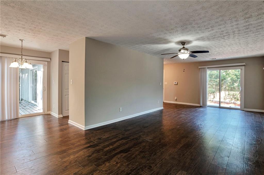 5061 Martins Crossing Road