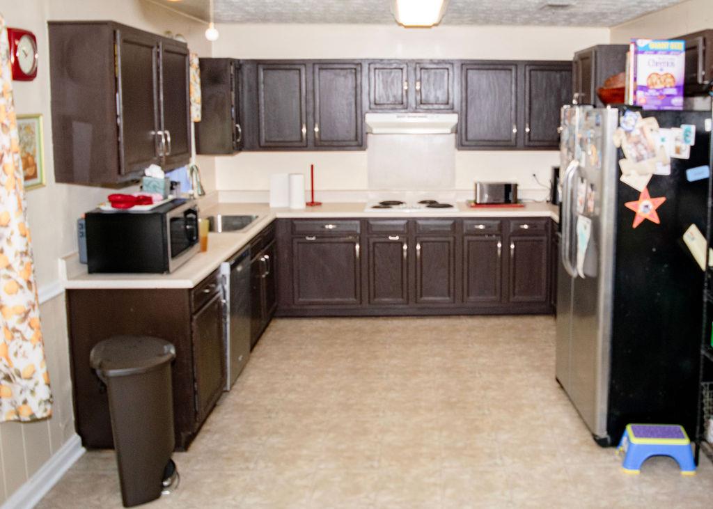 2592 King Louis Road, Conyers, Georgia image 10