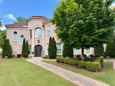 2295 Valla Parc Court Marietta GA 30062
