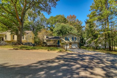 2911 Quinbery Drive Snellville GA 30039