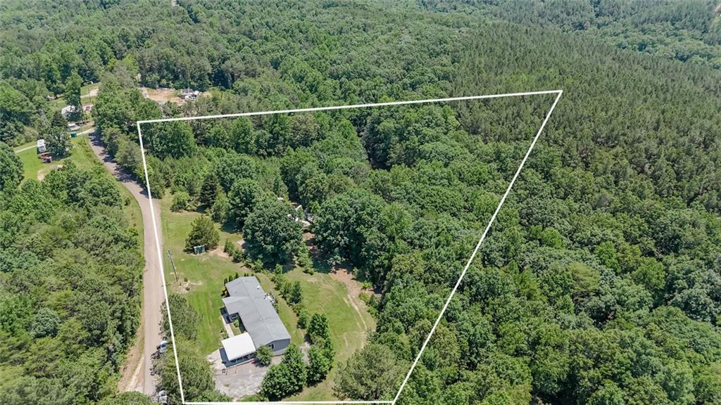 1575 Davis Road W