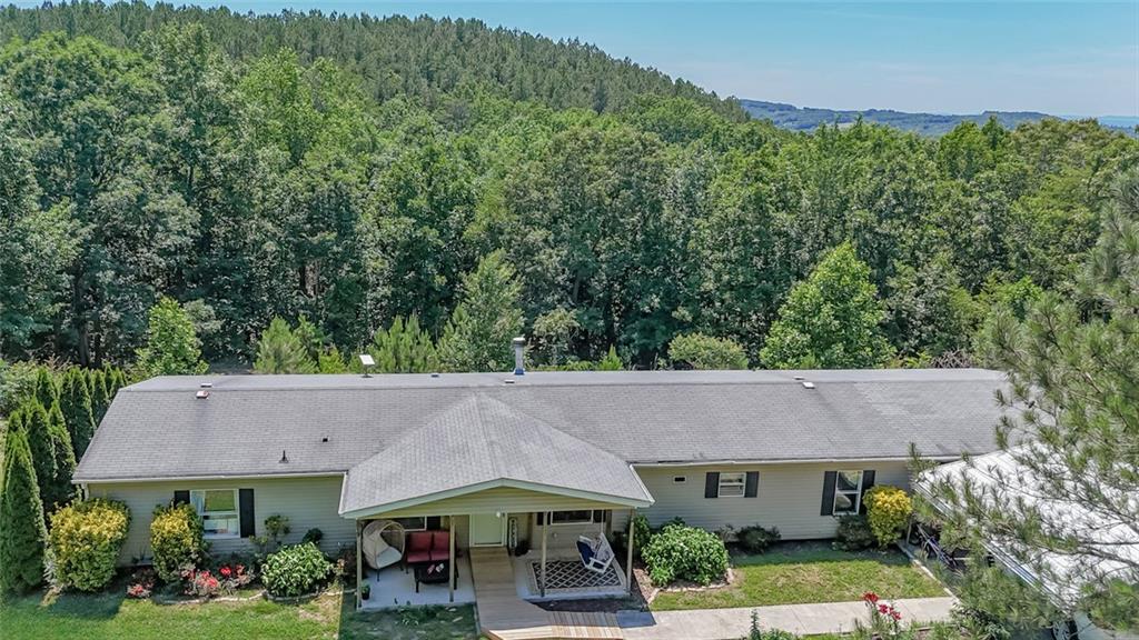 1575 Davis Road W