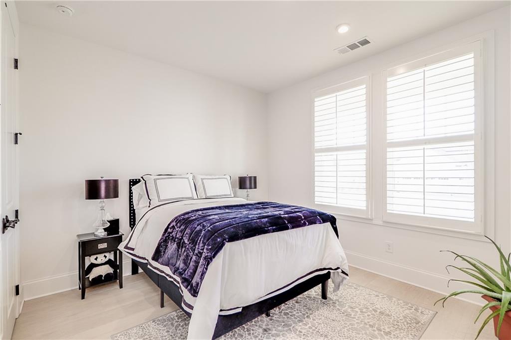 385 Huron Lane