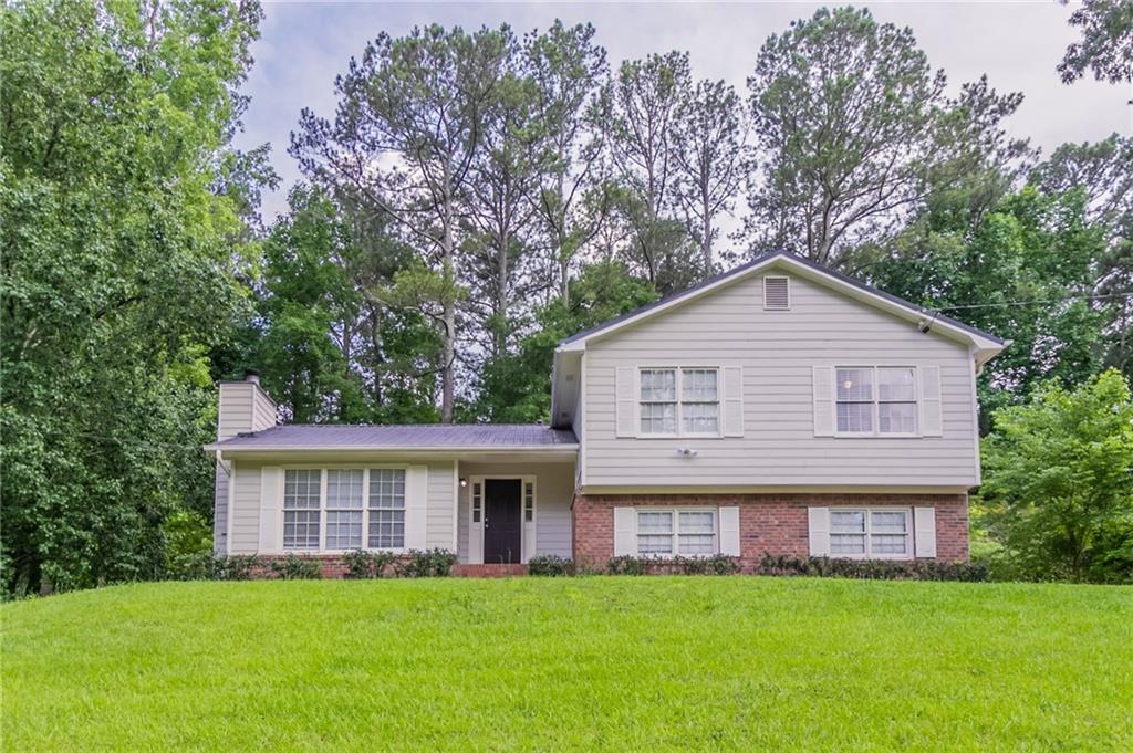 803 Cedar Lake Drive, Conyers, Georgia image 1