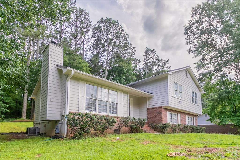 803 Cedar Lake Drive, Conyers, Georgia image 2