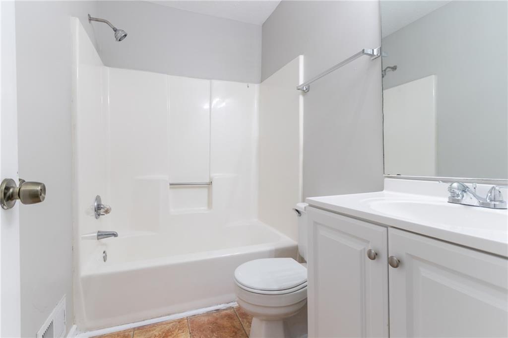 803 Cedar Lake Drive, Conyers, Georgia image 18