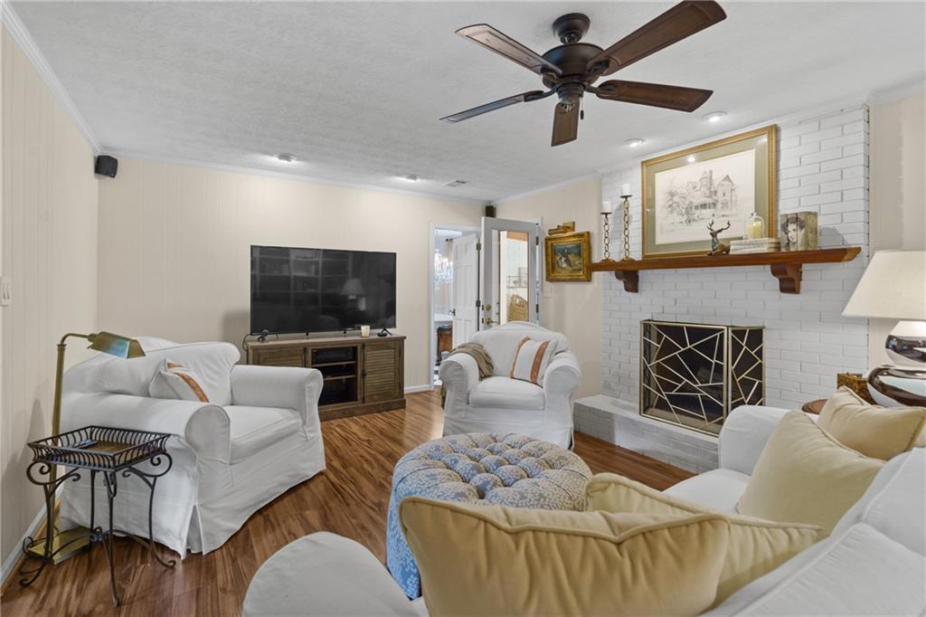 11190 Hembree Springs Drive