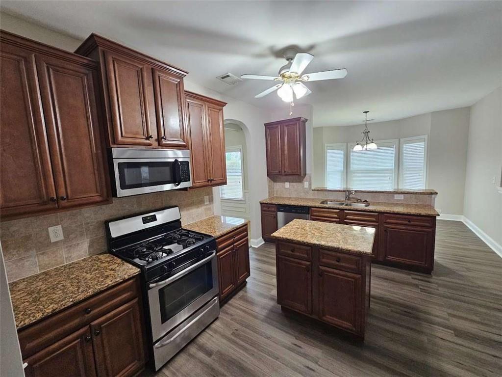 7214 Bedrock Circle, Lithonia, Georgia image 8