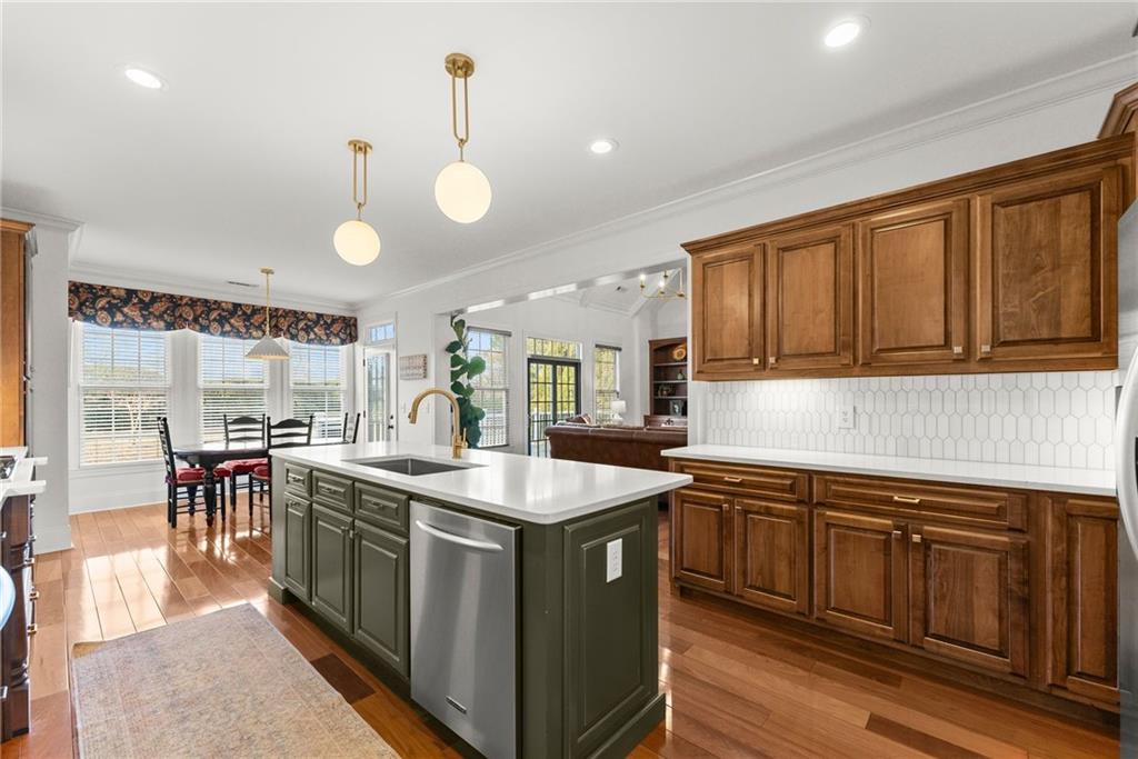 4529 Montclair Circle