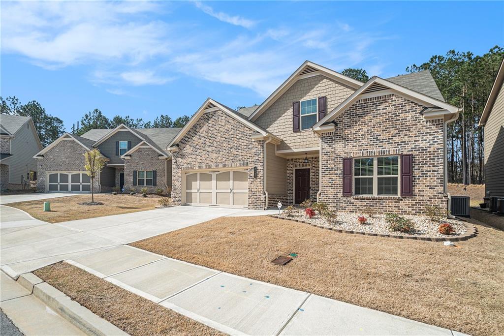 3415 Linstead Court, Loganville, Georgia image 2