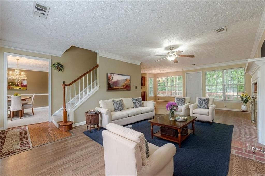 2563 Creek Terrace