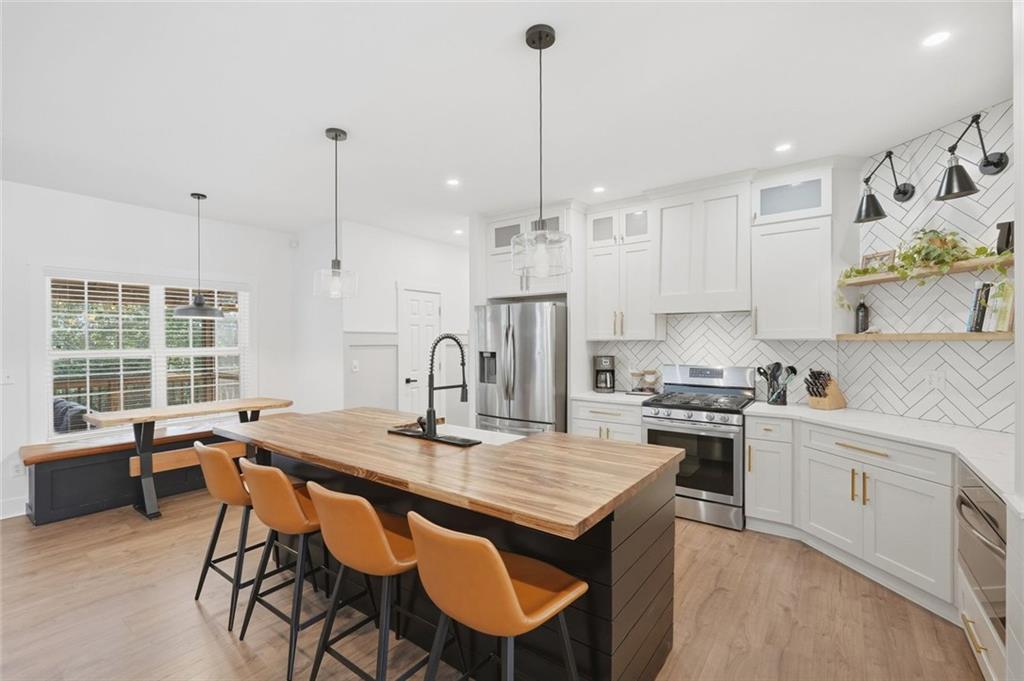 6625 River Island Circle