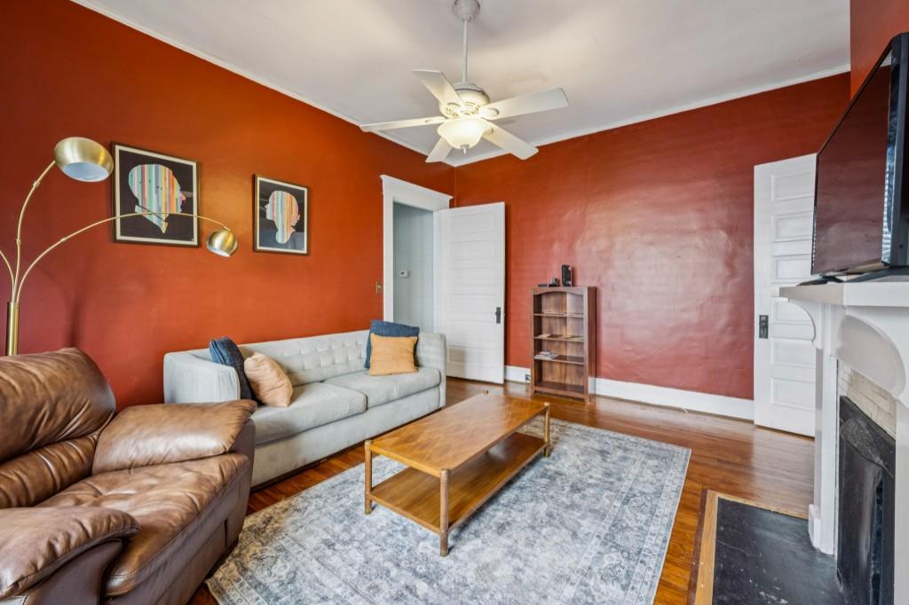 119 N Candler Street