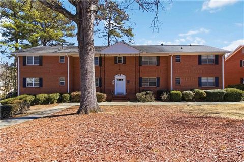Photo of 3660 Peachtree Road NE #H3, Atlanta, GA 30319 (MLS # 7724199)