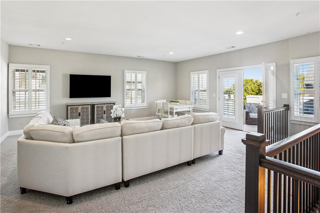 Serenade - Residential