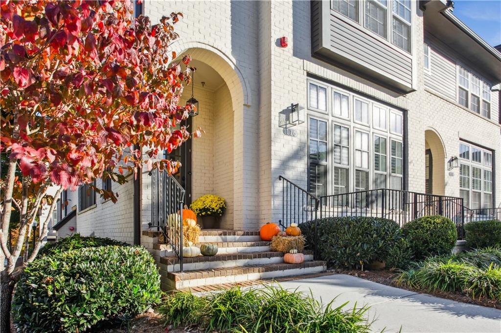 Serenade - Residential