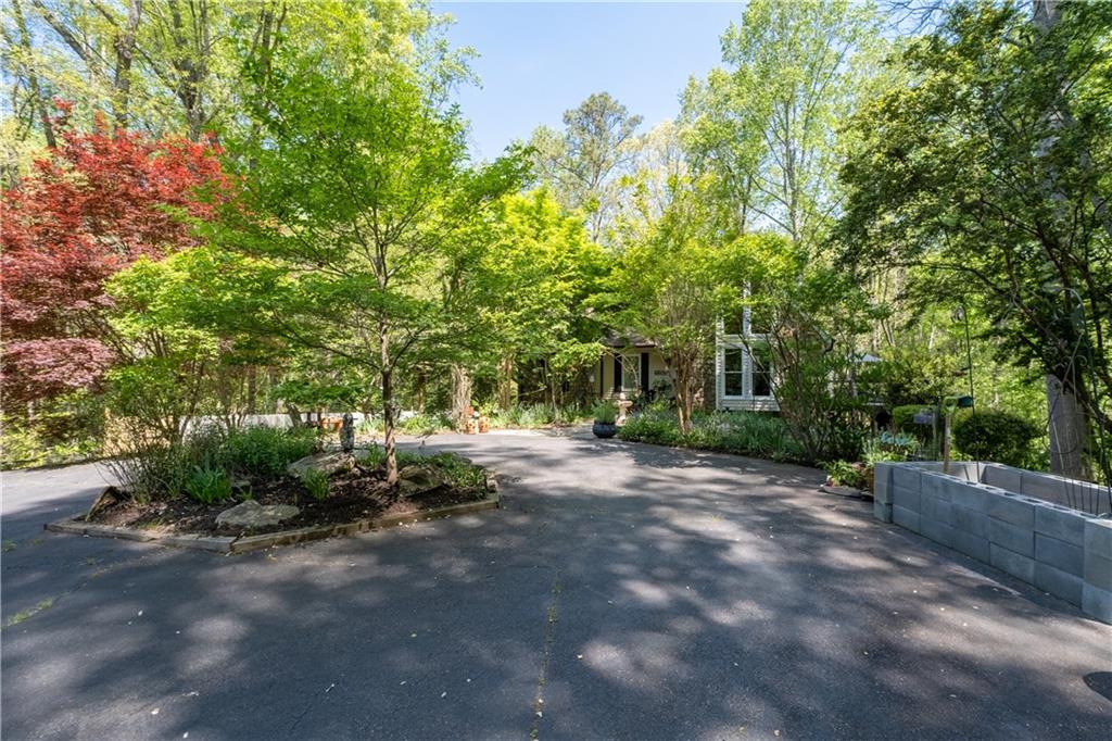 511 Oakdale Road, Canton, Georgia image 6