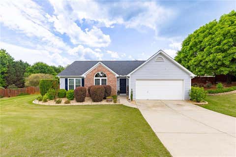 Homes For Sale - 8860 Creekstone Place<br/> Gainesville, GA 30506