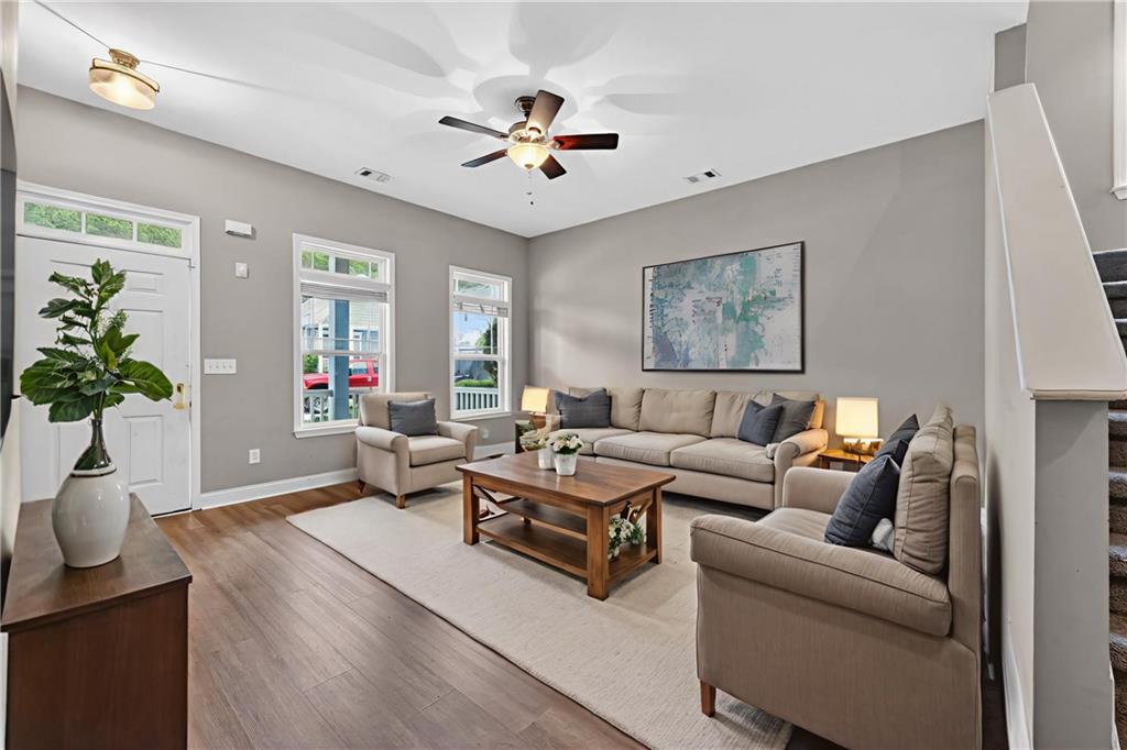 719 Ivy Brook Way