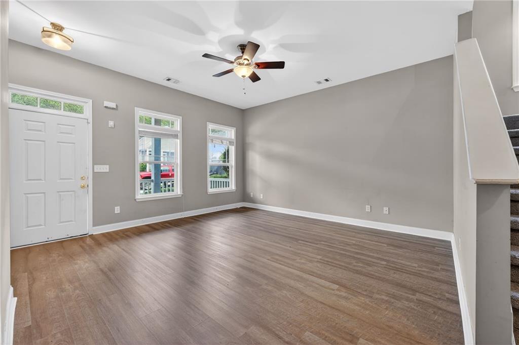 719 Ivy Brook Way