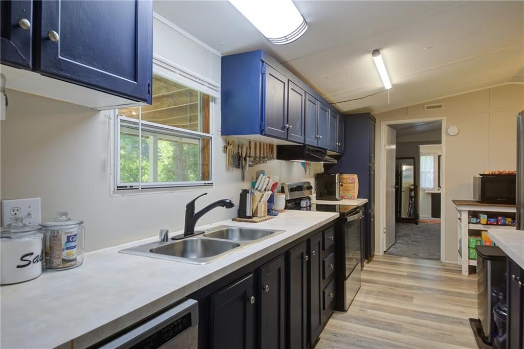 716 Hawkins Road