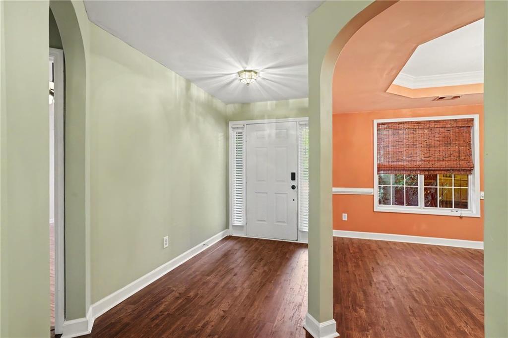 377 Victoria Lane