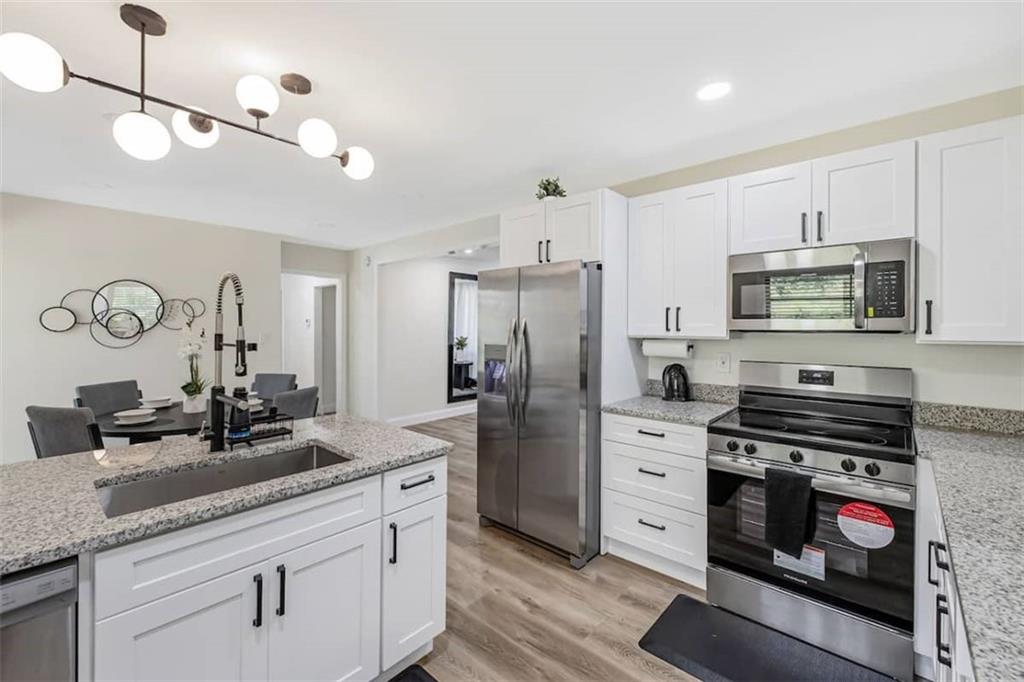 2271 Plantation Drive